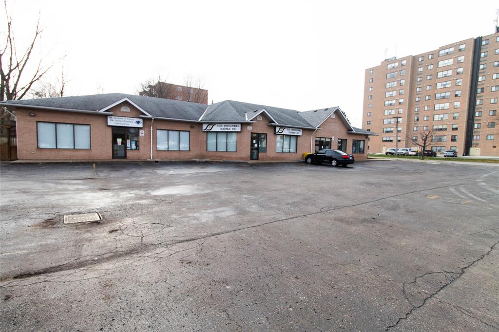 189 WELLINGTON Street Unit# 1, Sarnia, Ontario, Canada