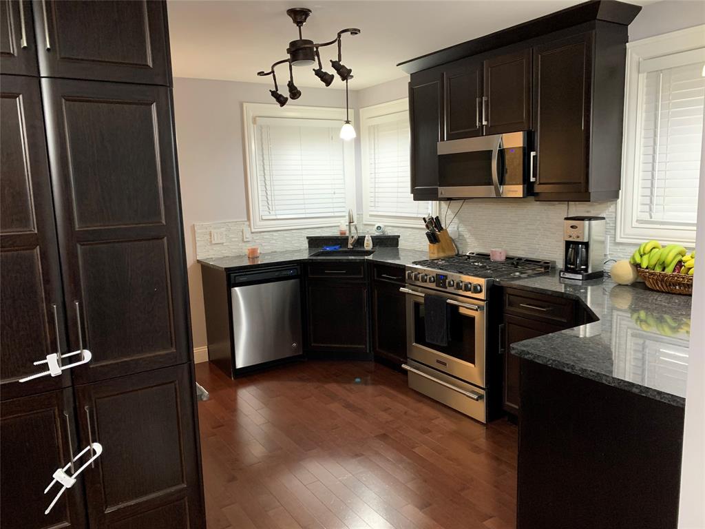 1298 MURPHY Road, Sarnia, Ontario, Canada