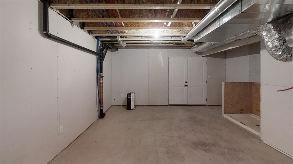 3729 QUEEN Street, Plympton-Wyoming Ontario, Canada