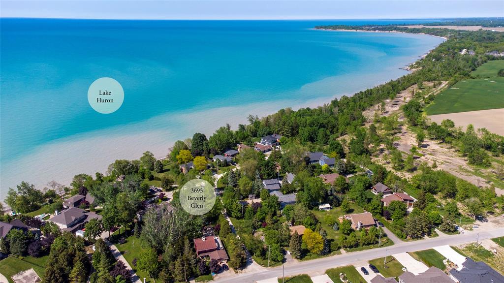 3695 BEVERLY GLEN, Plympton-Wyoming, Ontario, Canada