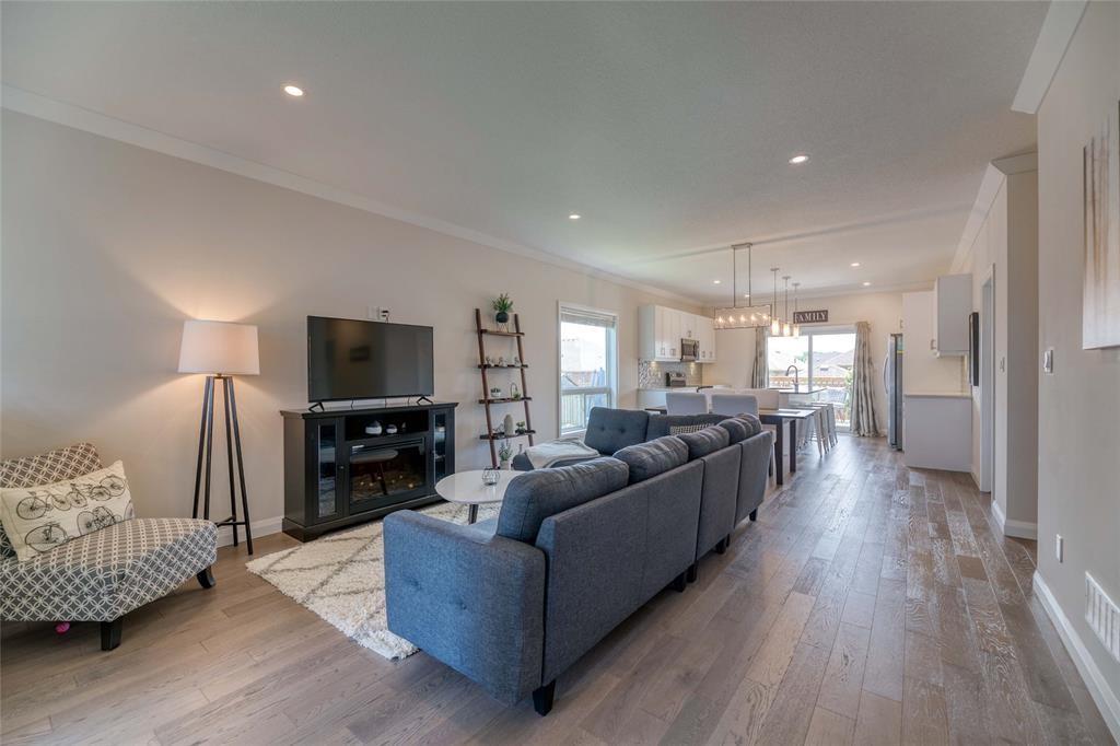 183 ESSEX Street, Sarnia, Ontario, Canada