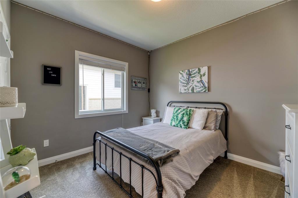 183 ESSEX Street, Sarnia, Ontario, Canada