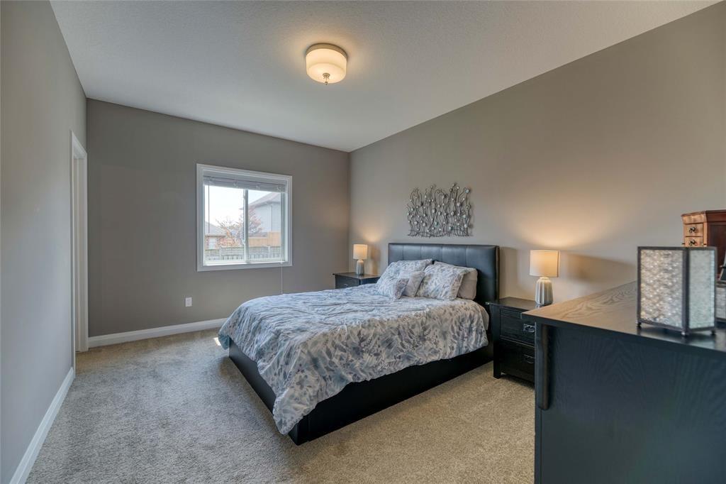 183 ESSEX Street, Sarnia, Ontario, Canada