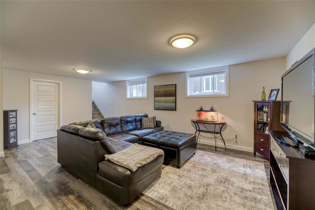 183 ESSEX Street, Sarnia, Ontario, Canada