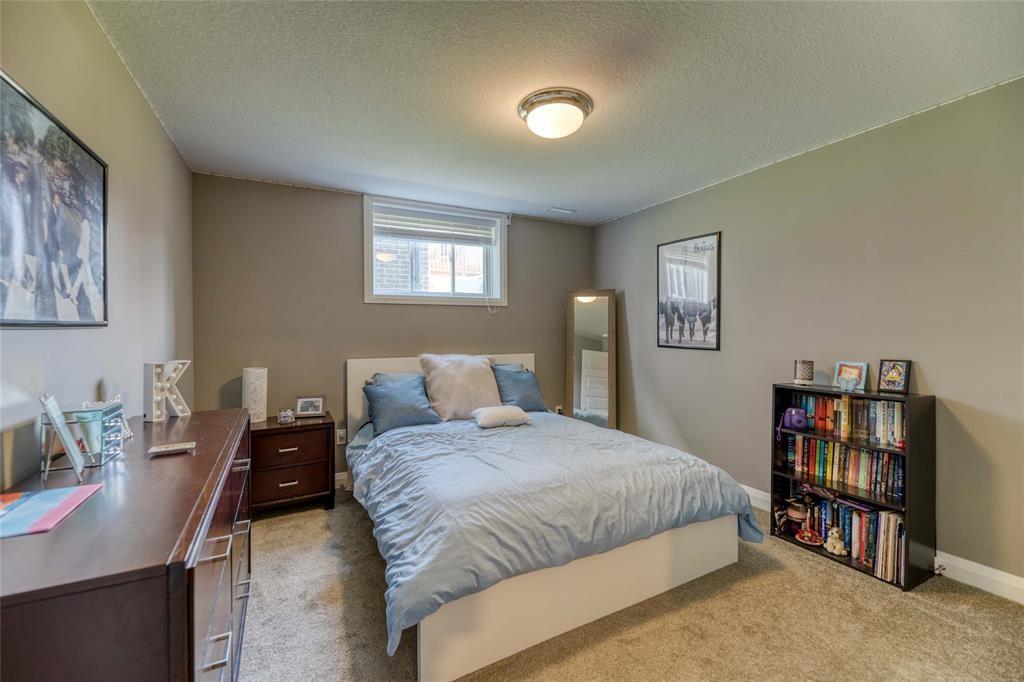 183 ESSEX Street, Sarnia, Ontario, Canada