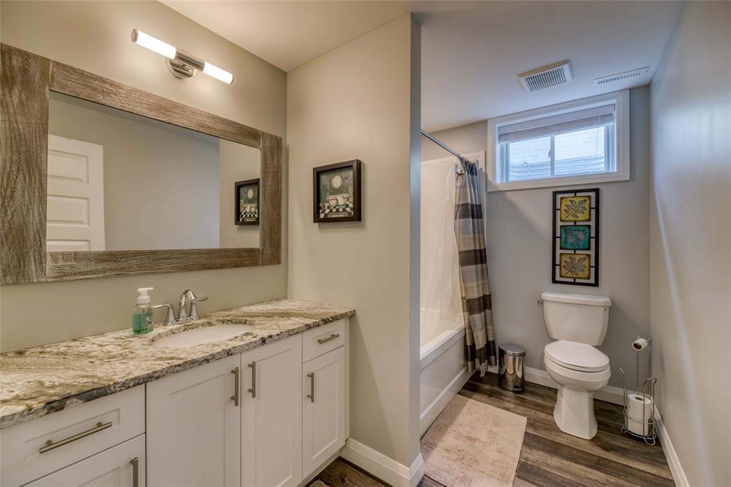 183 ESSEX Street, Sarnia, Ontario, Canada