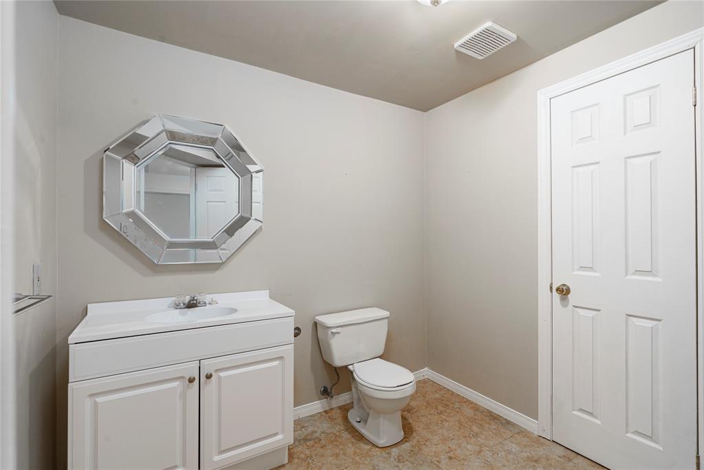 433 ST MICHAELS Court, Sarnia, Ontario, Canada