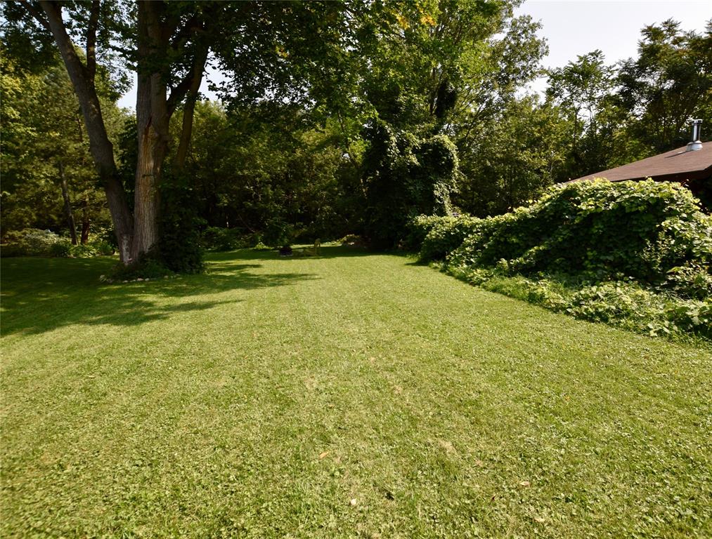 1930 1/2 FRANKLIN Avenue, Sarnia Ontario, Canada