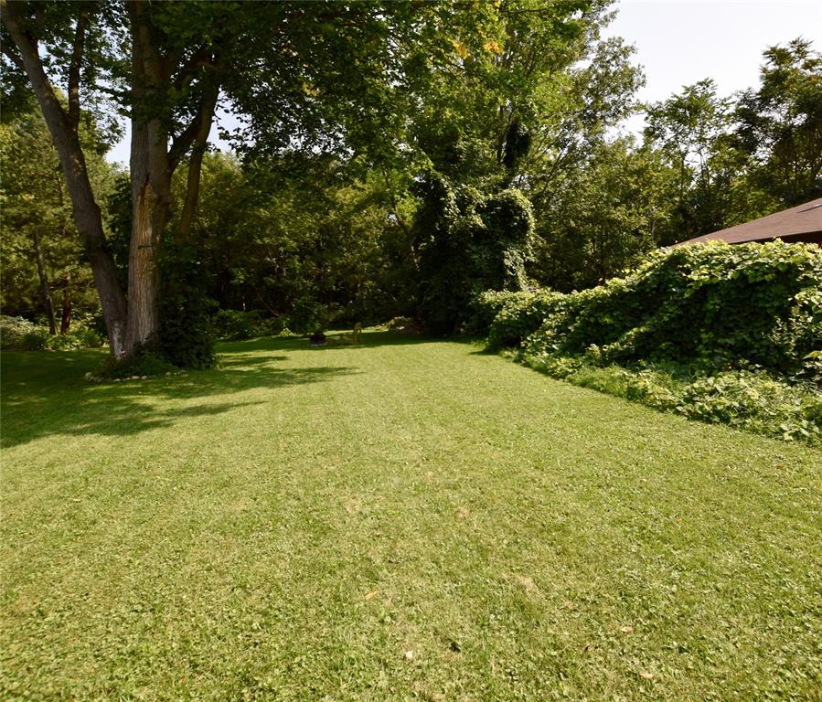1930 1/2 FRANKLIN Avenue, Sarnia Ontario, Canada