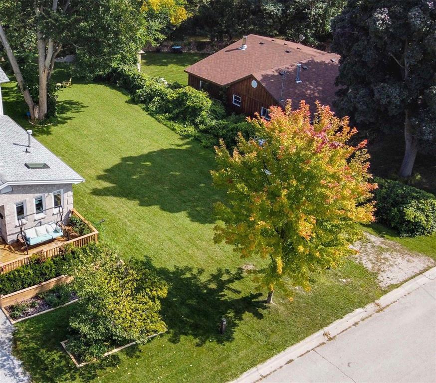 1930 1/2 FRANKLIN Avenue, Sarnia Ontario, Canada
