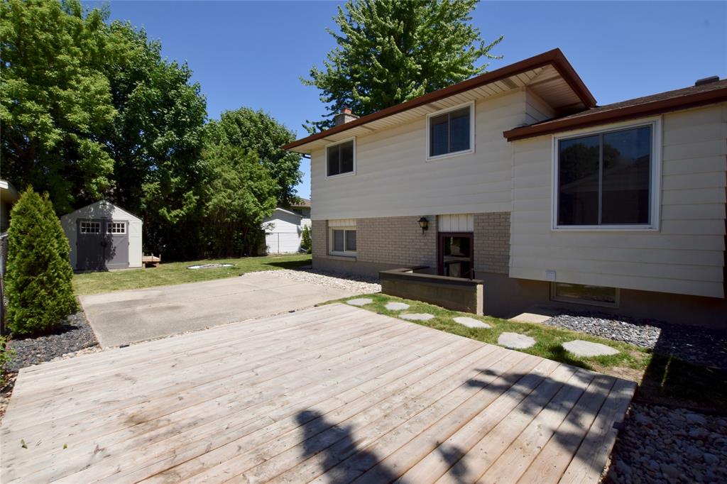 777 CARDIFF Drive, Sarnia, Ontario, Canada