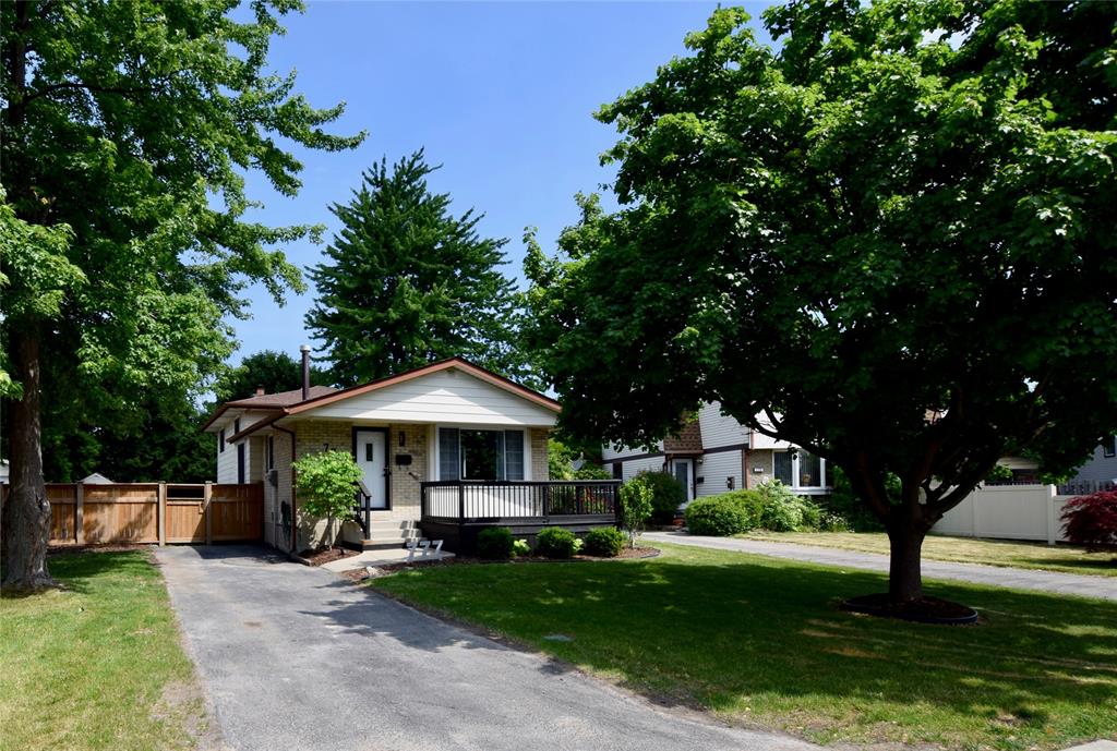 777 CARDIFF Drive, Sarnia, Ontario, Canada