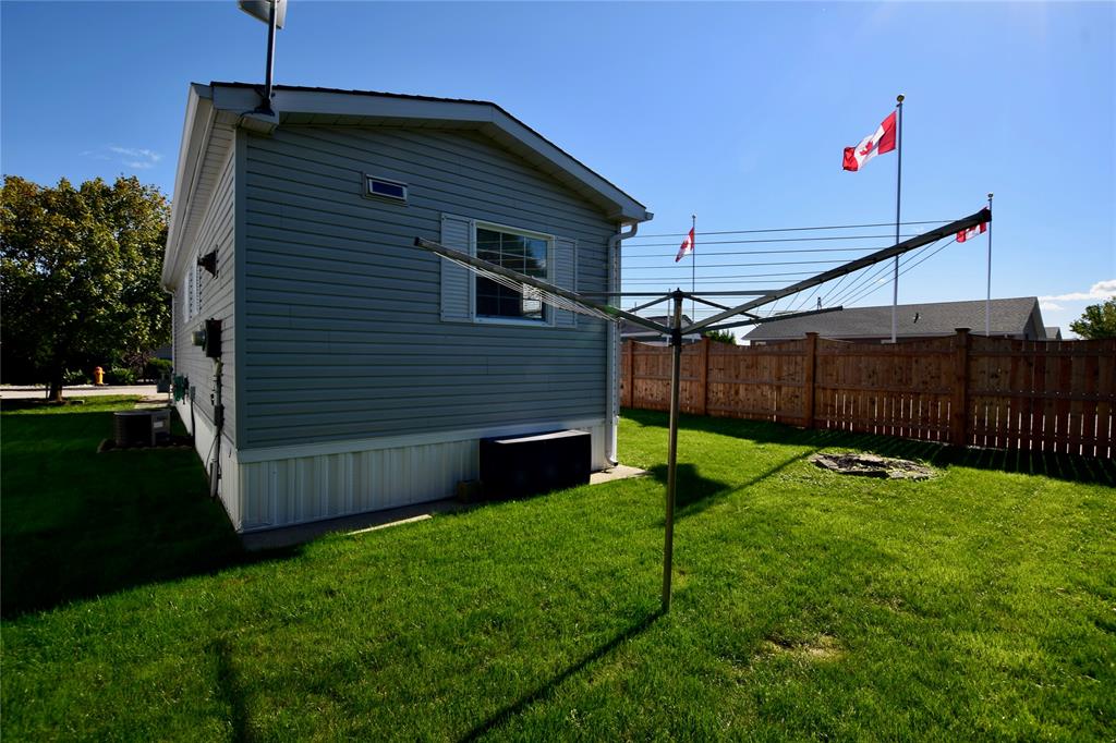 5700 BLACKWELL Sideroad Unit# 26, Sarnia, Ontario, Canada