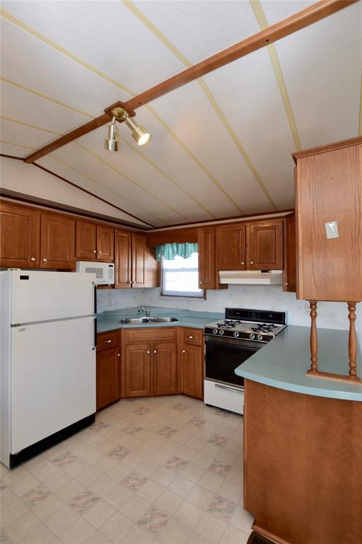 5700 BLACKWELL Sideroad Unit# 26, Sarnia, Ontario, Canada
