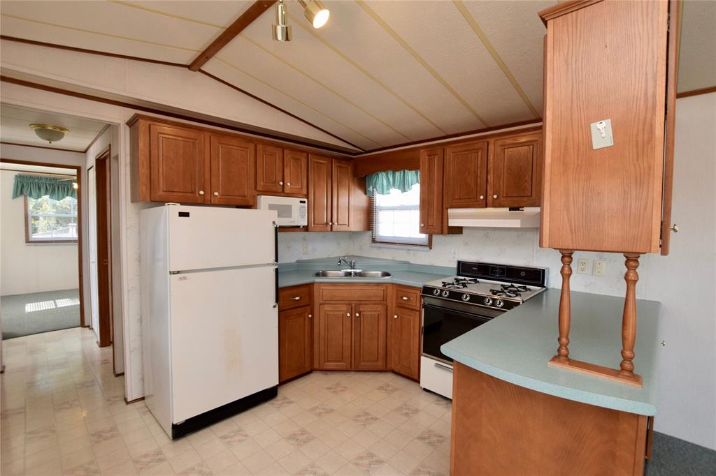 5700 BLACKWELL Sideroad Unit# 26, Sarnia, Ontario, Canada