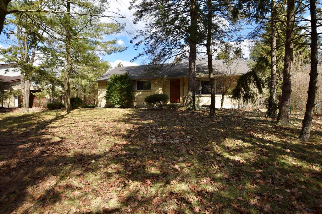 1916 BLACKWELL Road, Sarnia, Ontario, Canada