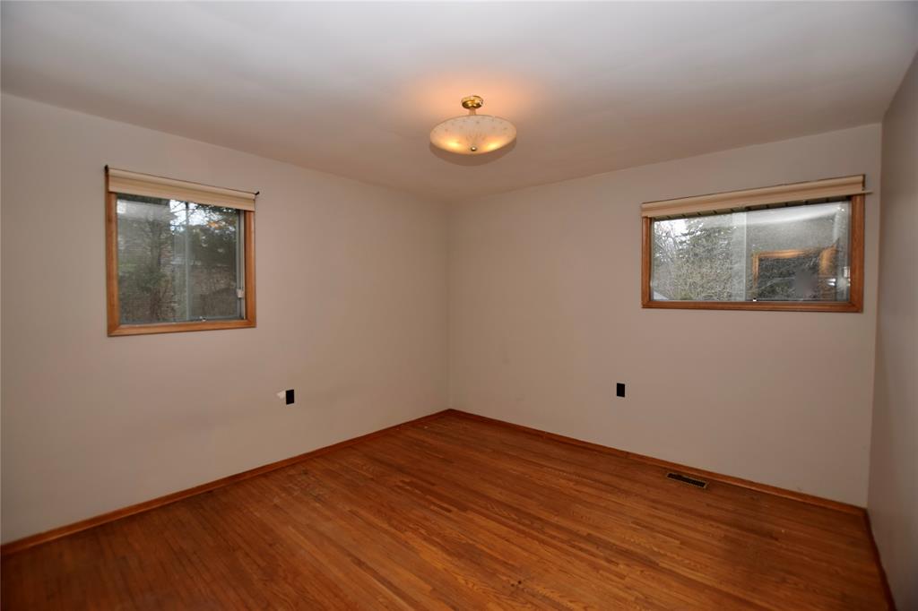 1916 BLACKWELL Road, Sarnia, Ontario, Canada