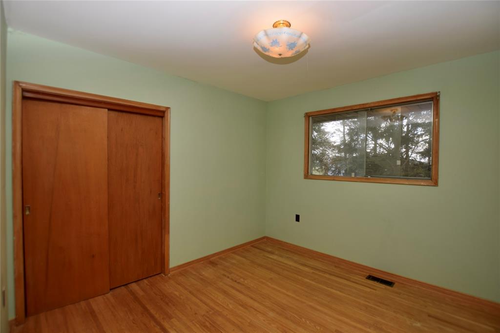 1916 BLACKWELL Road, Sarnia, Ontario, Canada