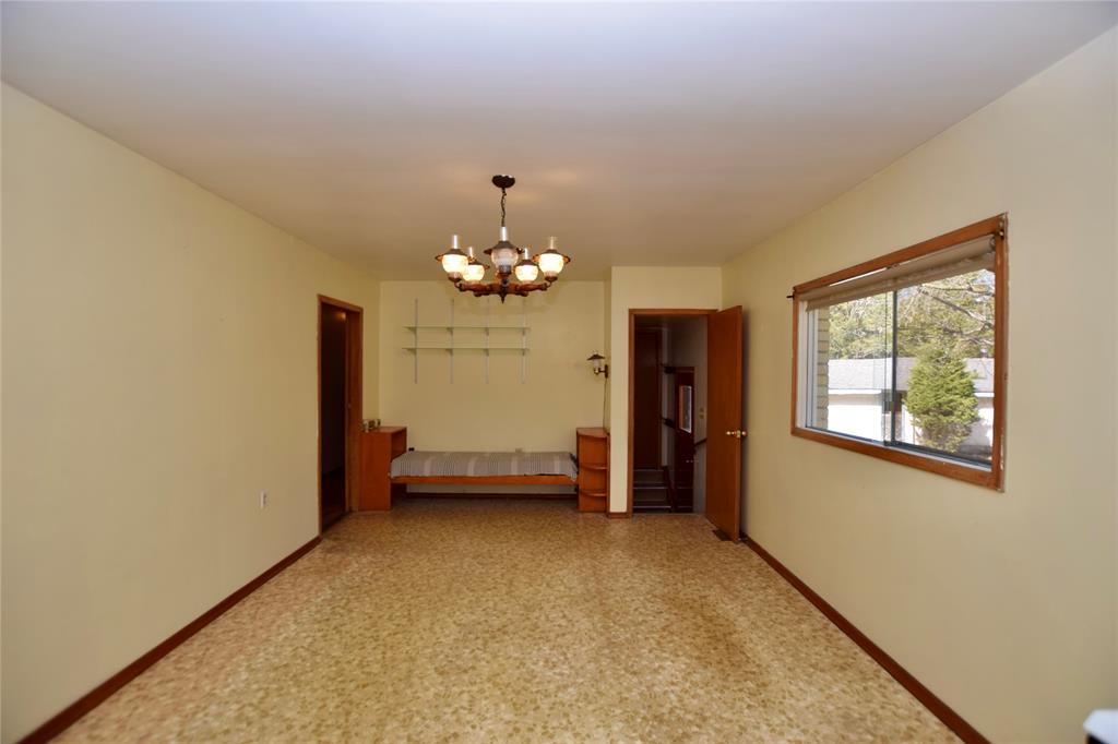 1916 BLACKWELL Road, Sarnia, Ontario, Canada