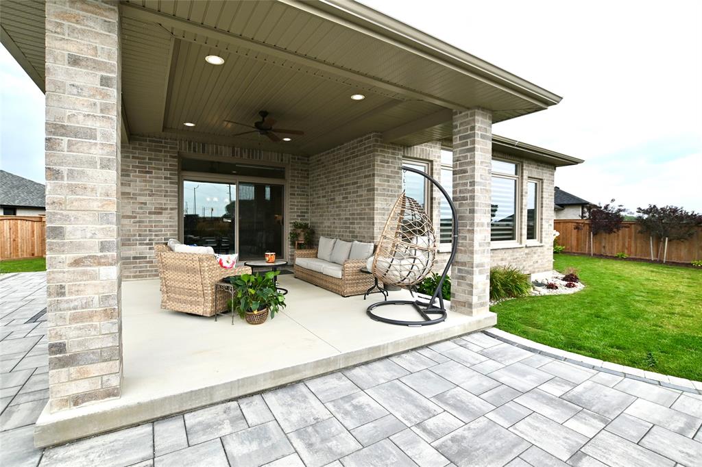 85 KAMAL Drive, Sarnia, Ontario, Canada