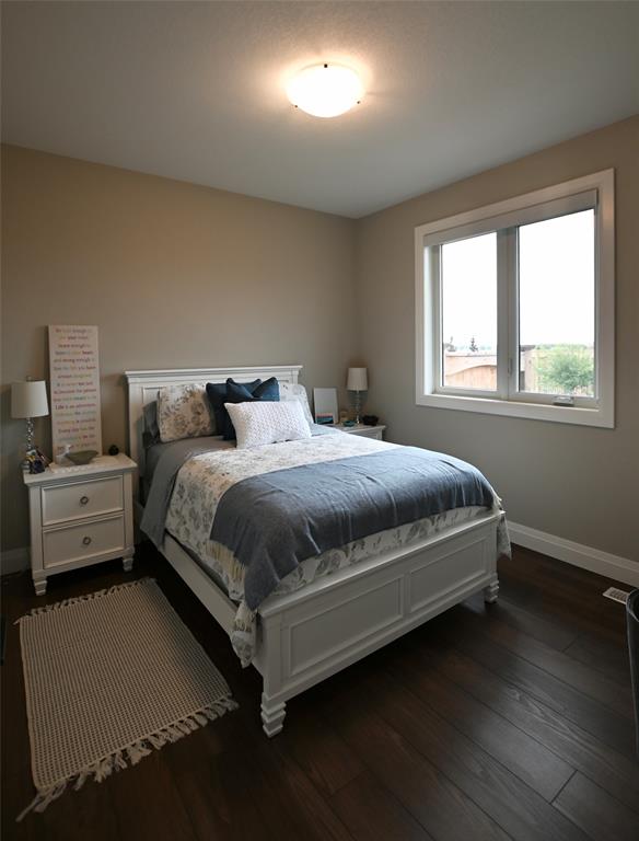 85 KAMAL Drive, Sarnia, Ontario, Canada