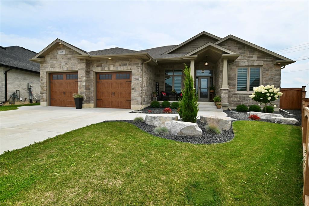 85 KAMAL Drive, Sarnia, Ontario, Canada