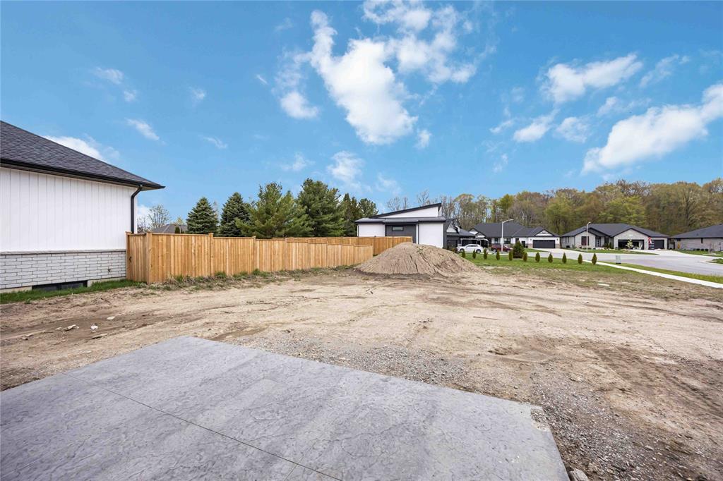 3532 Rowdy Road, Plympton-Wyoming, Ontario, Canada photo 48