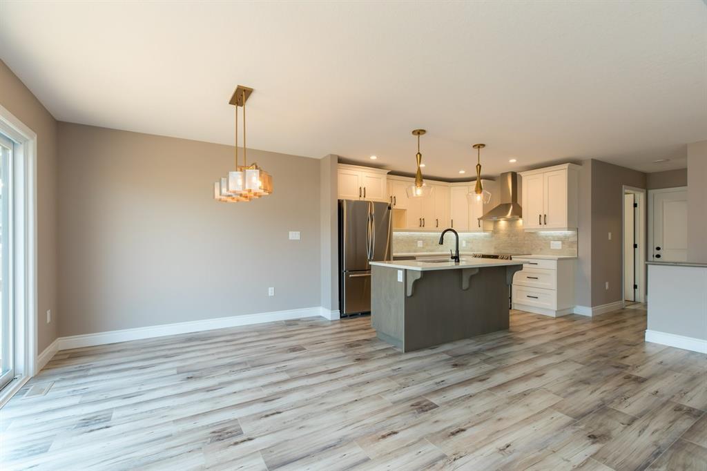 690 WINNERS Circle, St. Clair, Ontario, Canada