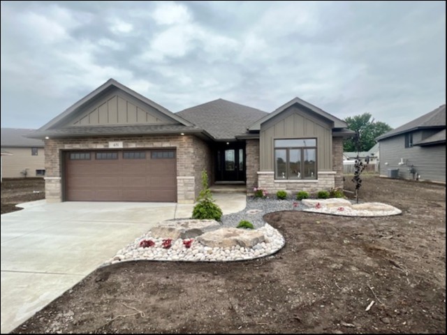 481 QUEEN, Corunna Ontario, Canada