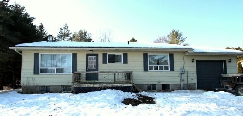 637 Balsam Lake Dr, Kawartha Lakes Ontario, Canada