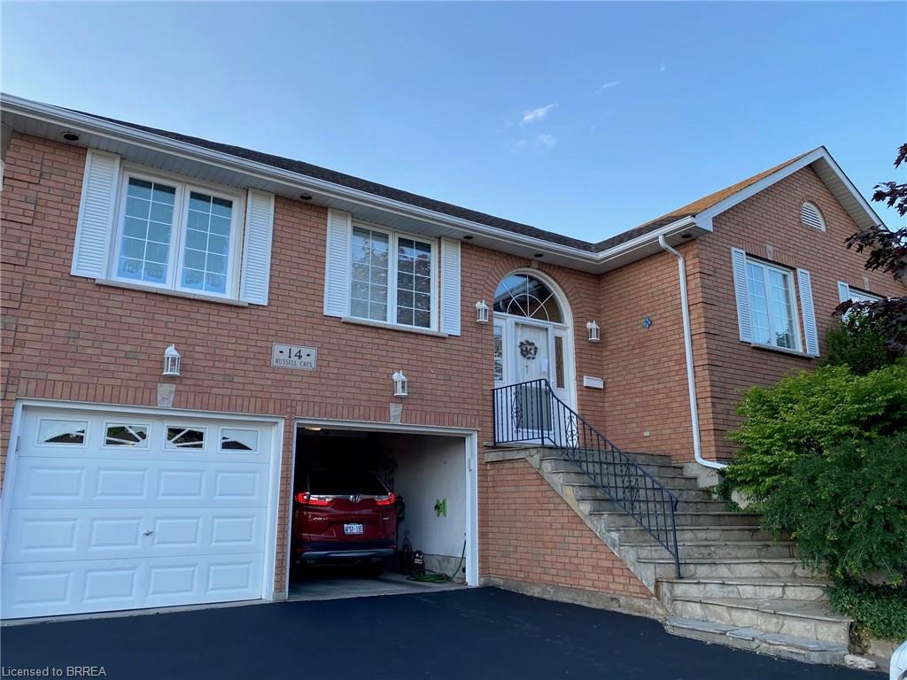 14 RUSSELL Crescent, St. George Ontario, Canada