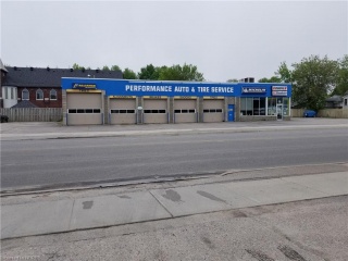 65 LAKESHORE Drive, North Bay Ontario, Canada