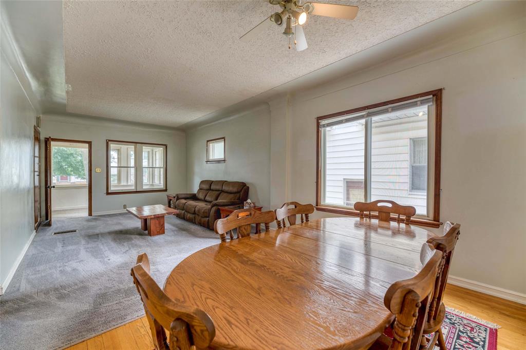 239 HARKNESS Street, Sarnia Ontario, Canada