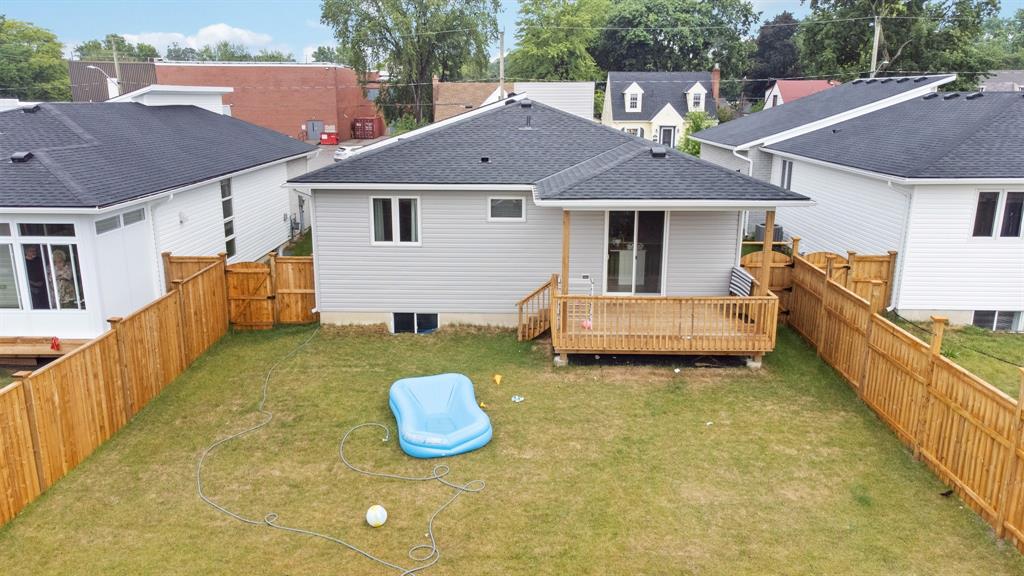 183 ESSEX Street, Sarnia, Ontario, Canada