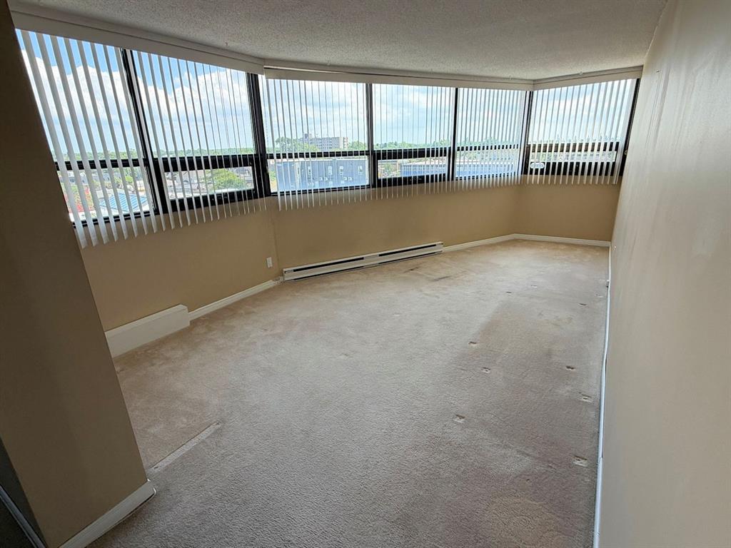 155 FRONT Street North Unit# 701, Sarnia, Ontario, Canada photo 9
