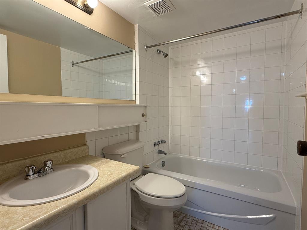 155 FRONT Street North Unit# 701, Sarnia, Ontario, Canada photo 12
