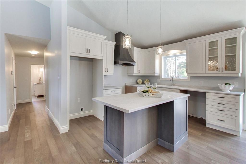 4048 Bonaventure Drive, Hanmer Ontario, Canada