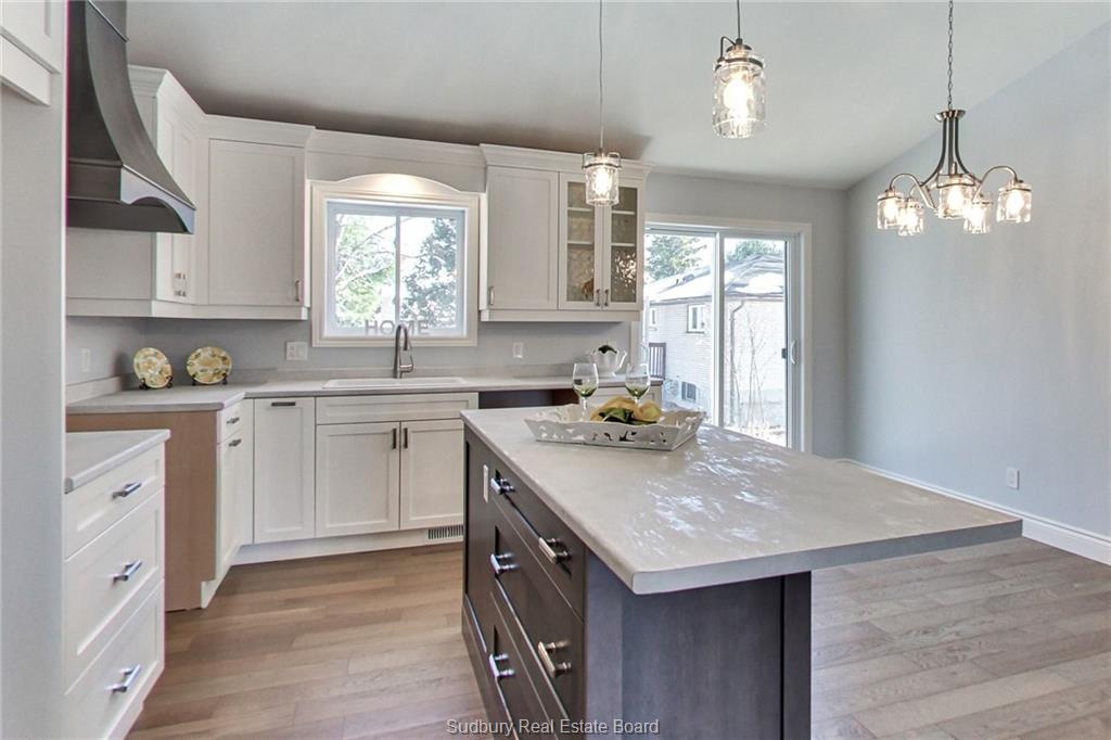 4048 Bonaventure Drive, Hanmer Ontario, Canada