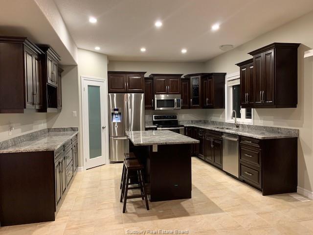 2300 Boardwalk Avenue, Val Caron Ontario, Canada