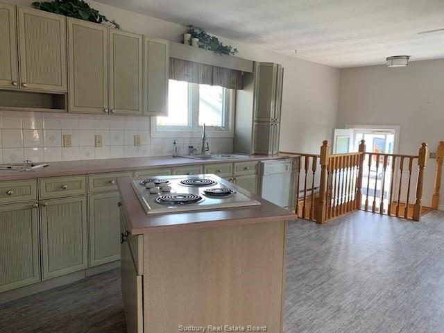 4640 Gatien Avenue, Hanmer Ontario, Canada