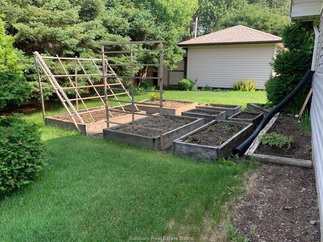 4640 Gatien Avenue, Hanmer Ontario, Canada