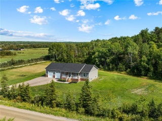 90 Northandsouth Road, Warren Ontario
