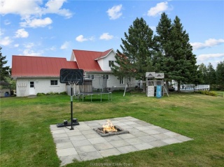 5041 Notre Dame Avenue, Hanmer Ontario