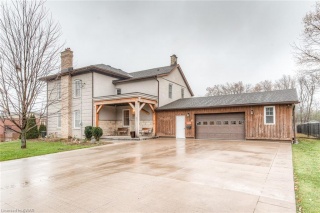 35 SCHWEITZER Street, Kitchener Ontario, Canada
