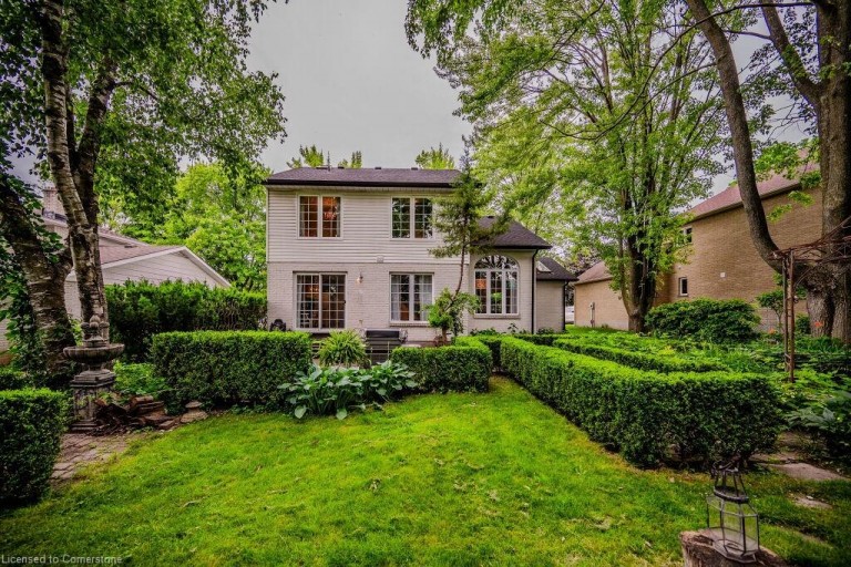 96 West Acres Crescent, Kitchener, Ontario, Canada photo 2