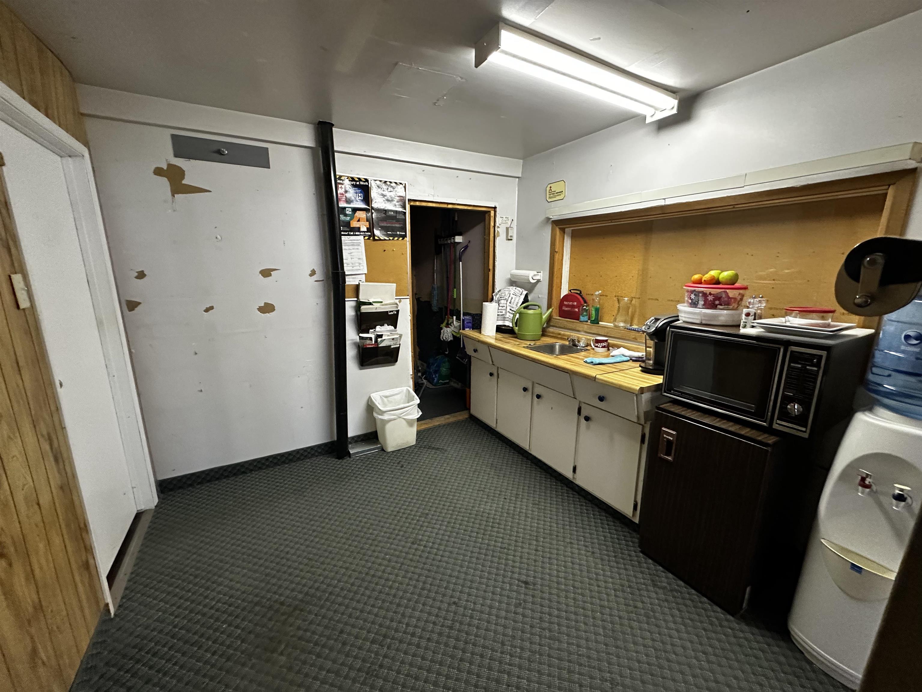 481 Lakeview Drive, Kenora, Ontario, Canada photo 22