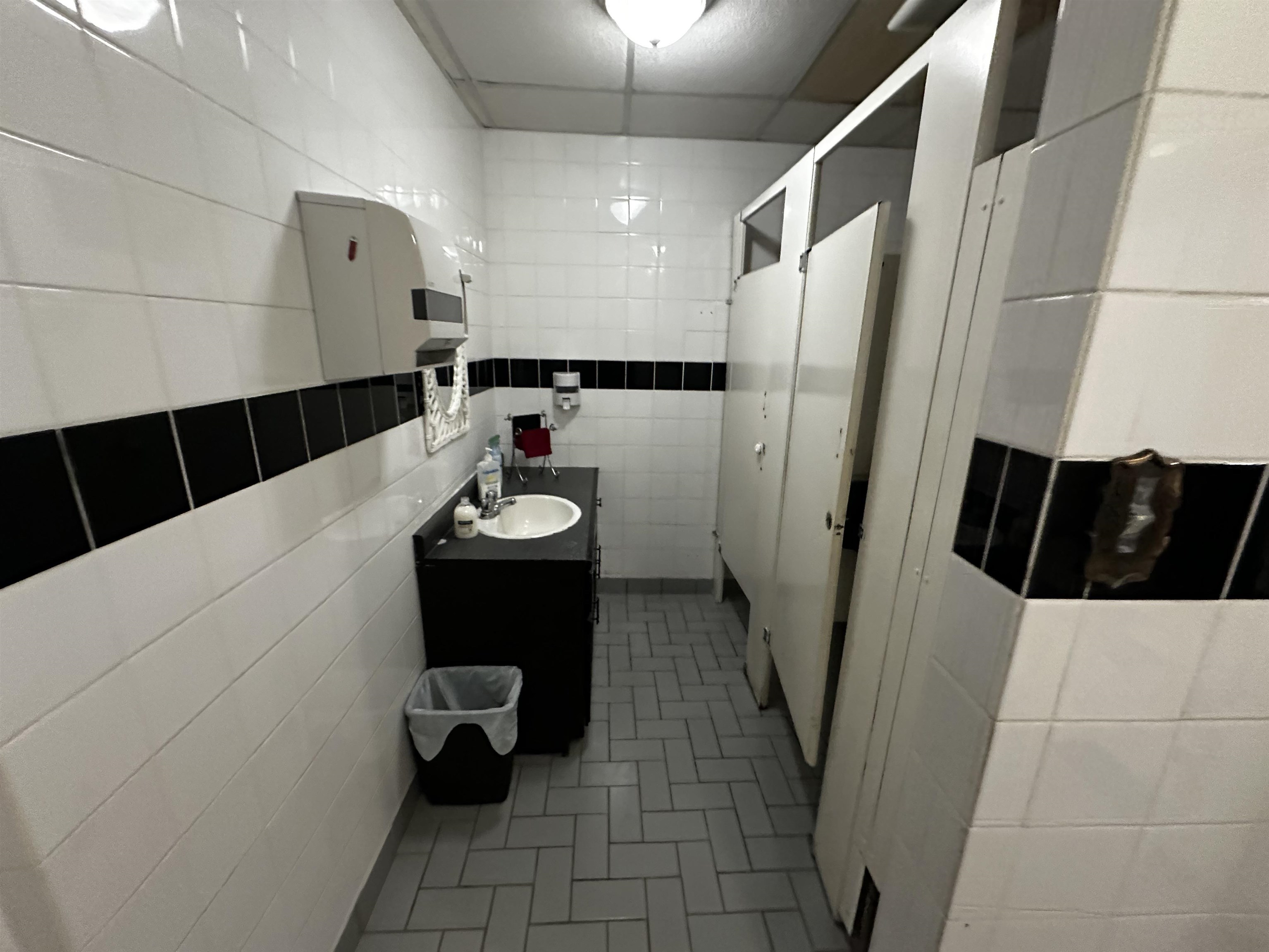 481 Lakeview Drive, Kenora, Ontario, Canada photo 33