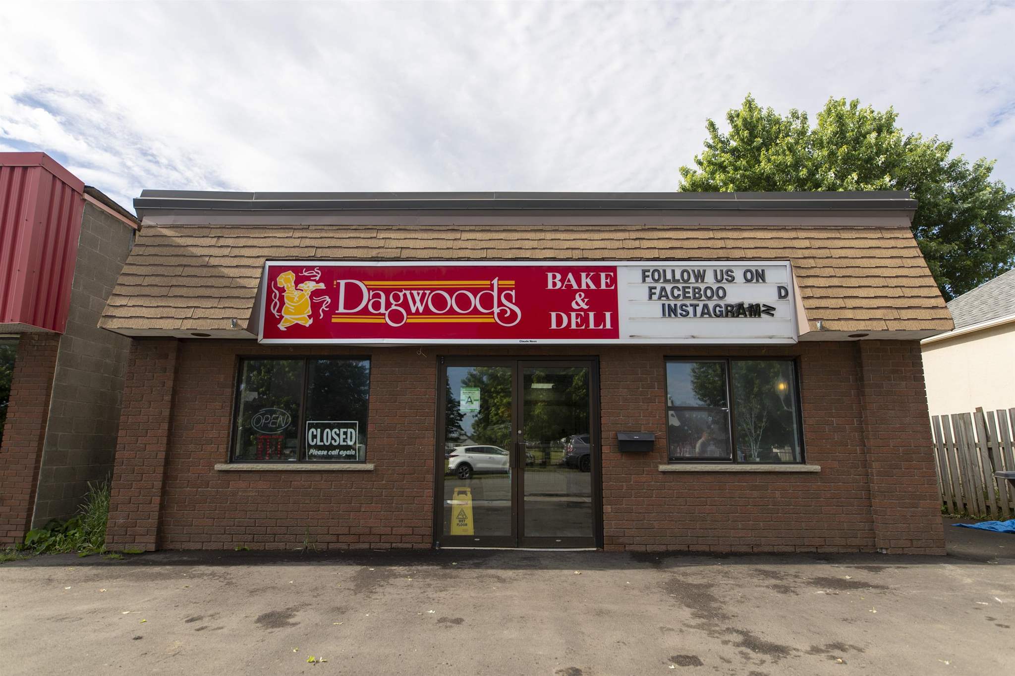 290 Brock Street E, Thunder Bay Ontario, Canada