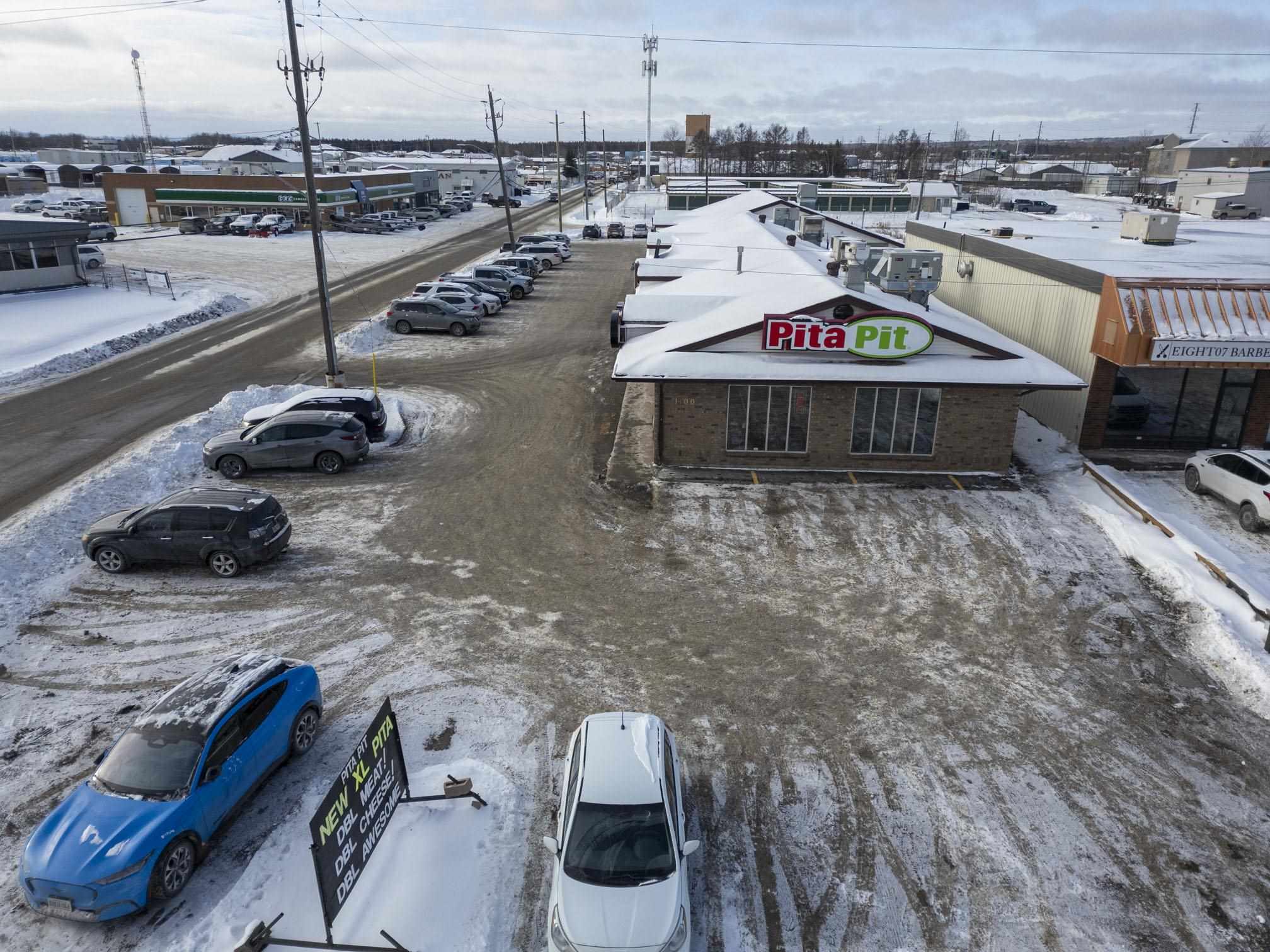 1100 Memorial Avenue, Thunder Bay, Ontario, Canada photo 8