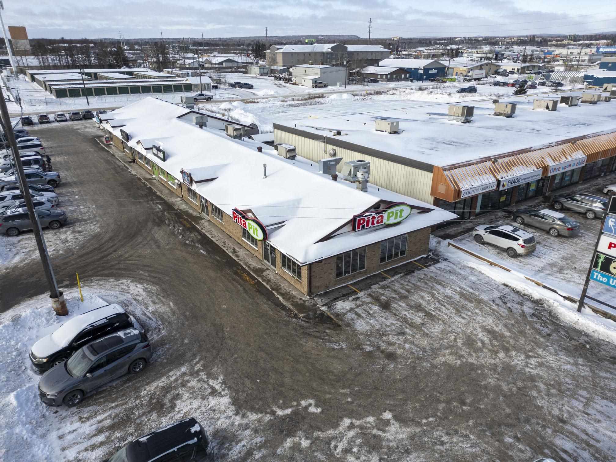 1100 Memorial Avenue, Thunder Bay, Ontario, Canada photo 12